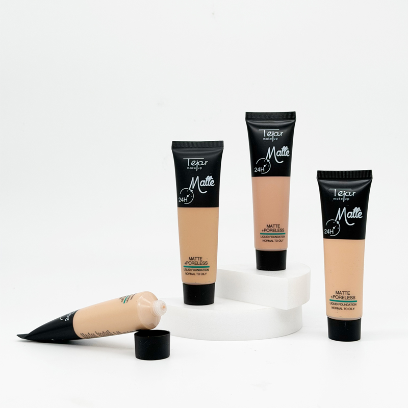 Maquillaje fluido en pomo matte - CAJA EXHIBIDORA